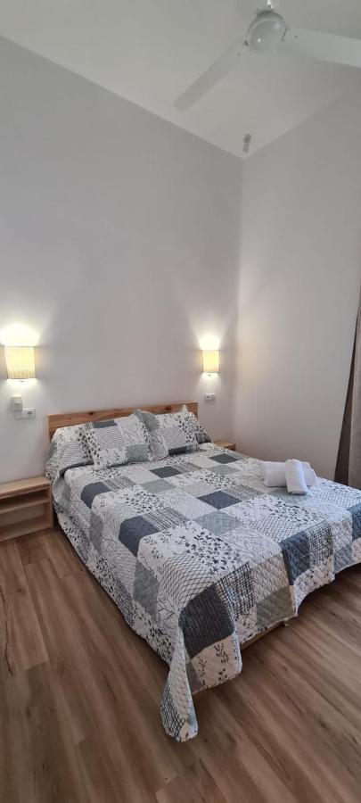 Hostal Andrea Sol Madrid Extérieur photo